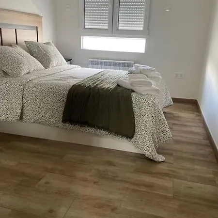 Apartament Adoracte 4 *