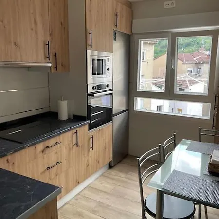 Adoracte 4 * Mieres (Asturias)