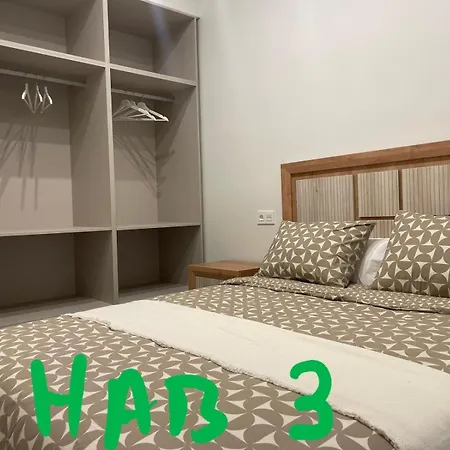 Adoracte 4 * Mieres (Asturias)