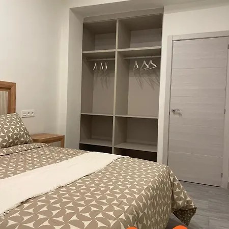 Appartement Adoracte 4 *